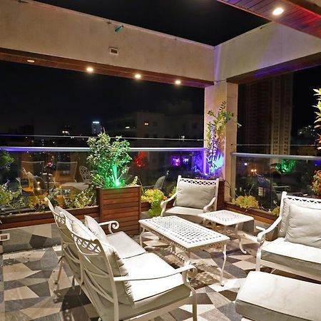 Luxury Rooftop Apartment In 네타니아 외부 사진